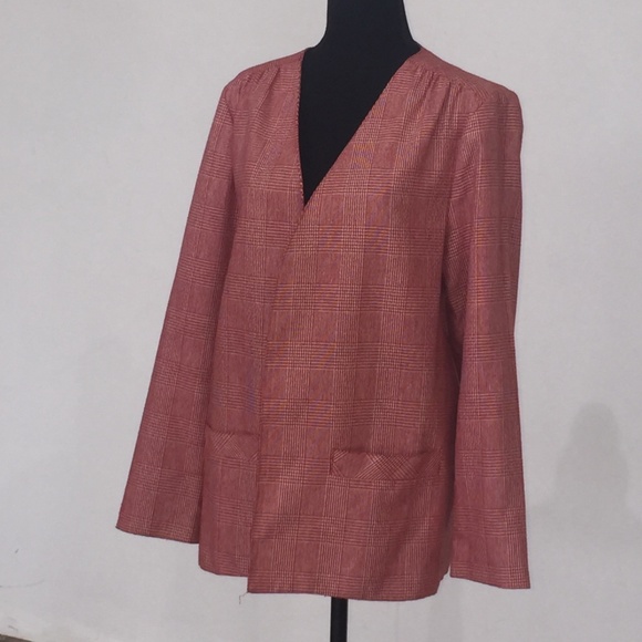 Red and white plaid and herringbone print blazer - Picture 4 of 8